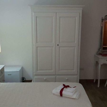 Camere Vacanze Acqua Chiara Porto Torres Bagian luar foto